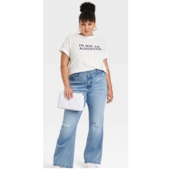 Ava & Viv Womens Short Sleeve Top “I’m Not an Algorithm” - Picture 2 of 2